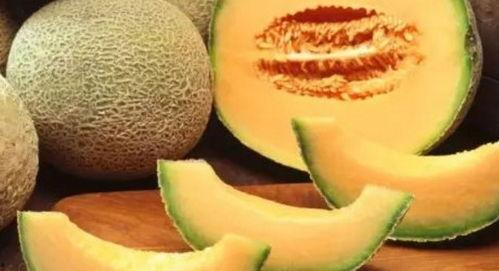 一个人吃哈密瓜简笔画,尽享夏日清凉