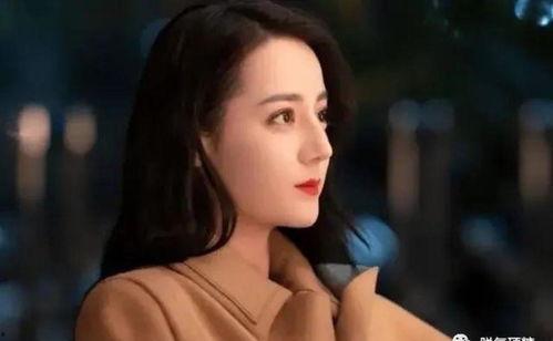 吃美女瓜博主,吃美女瓜博主带你探秘美食与美貌的完美融合